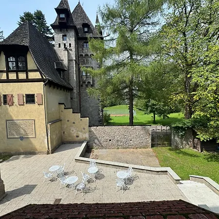 Rum i privatbostad Gaestehaus Schloss Leopoldstein