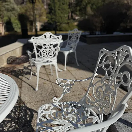 Gaestehaus Schloss Leopoldstein Rum i privatbostad Eisenerz