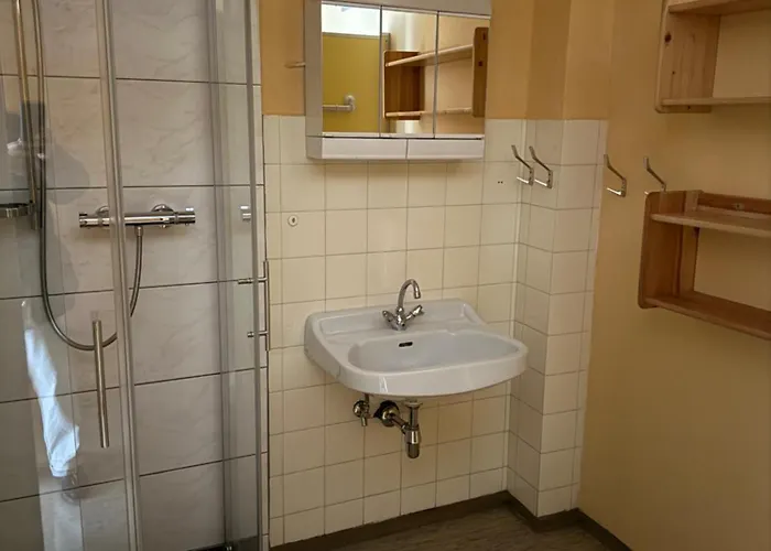 Rum i privatbostad Gaestehaus Schloss Leopoldstein